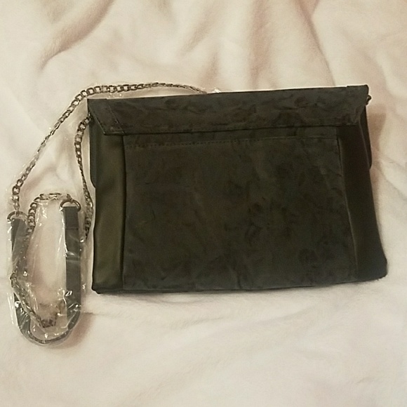 Rustic Gray/Black Clutch - Picture 5 of 8